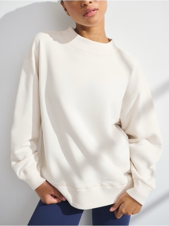 Abercrombie and Fitch YPB On the Go Yellow Mockneck - Picture 2 of 8